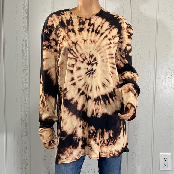 *Gildan Unisex Custom Long Sleeve Reverse Tie Dye - Picture 6 of 11
